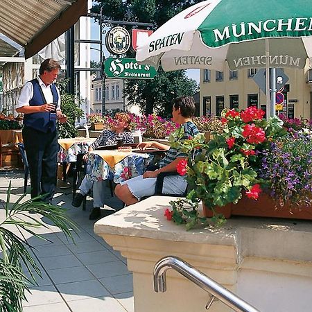 Hotel - Restaurant Kurhaus Klotzsche Дрезден Экстерьер фото